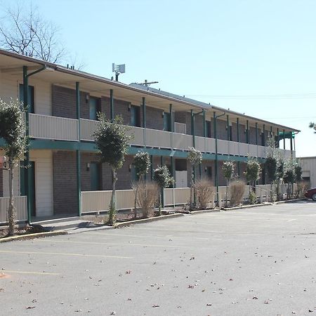 Oak Hill Inn And Suites Tahlequah Exterior foto
